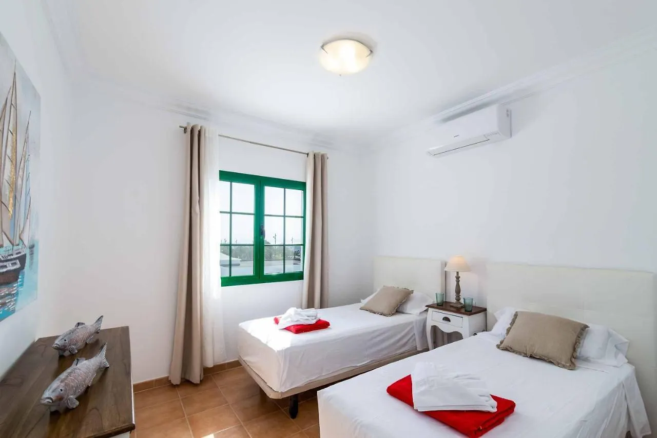 Villa Mero Playa Blanca